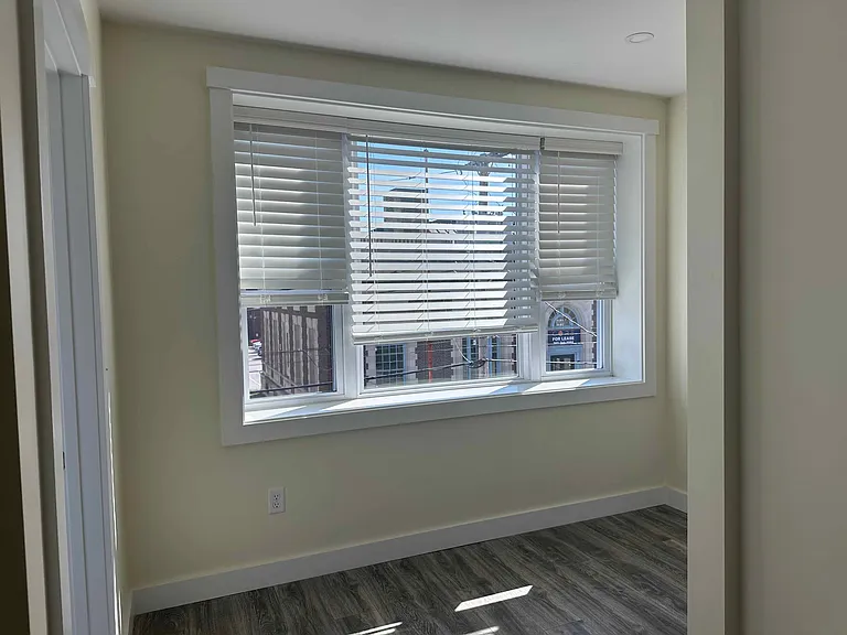 12 Washington St #302 — Photo 9