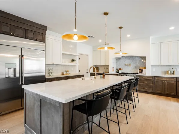 3597 Fair Bluff St, Las Vegas, NV 89135