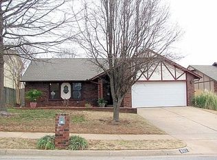 8613 S 87th Ave E, Tulsa, OK 74133