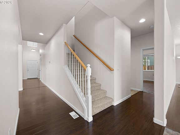 4th image of 15046 SE Marian St