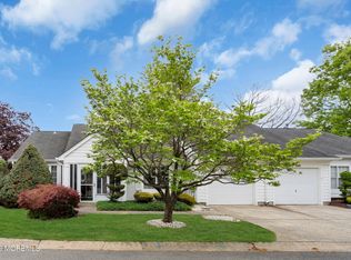 880A Winchester Court, Manchester, NJ 08759