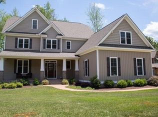 17555 Tree View Ct, Moseley, VA 23120