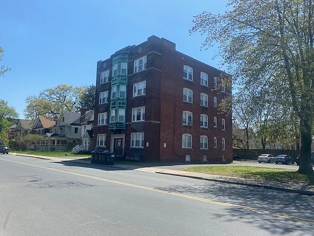 Building Photo - 186 Belmont Ave #4R