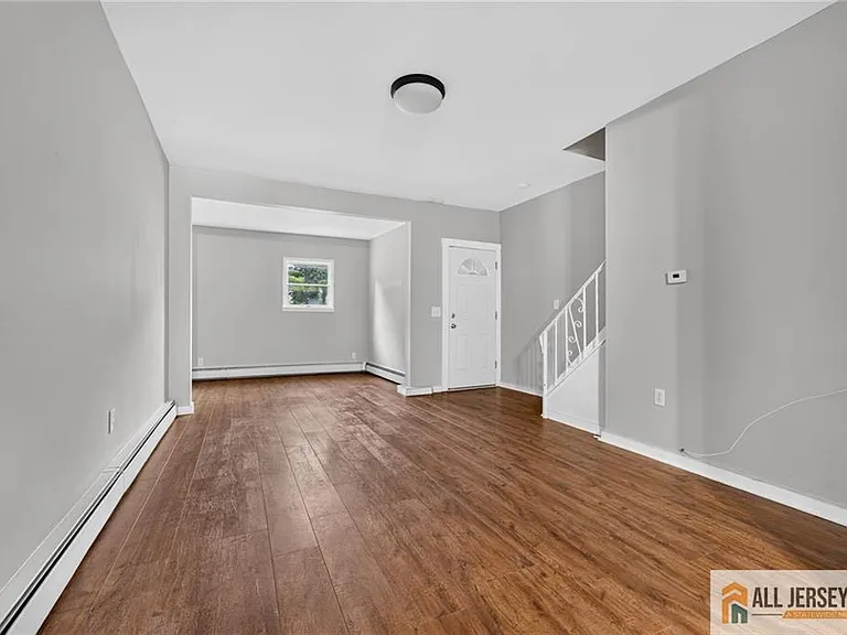 62 Washburn Ave #2 — Photo 5