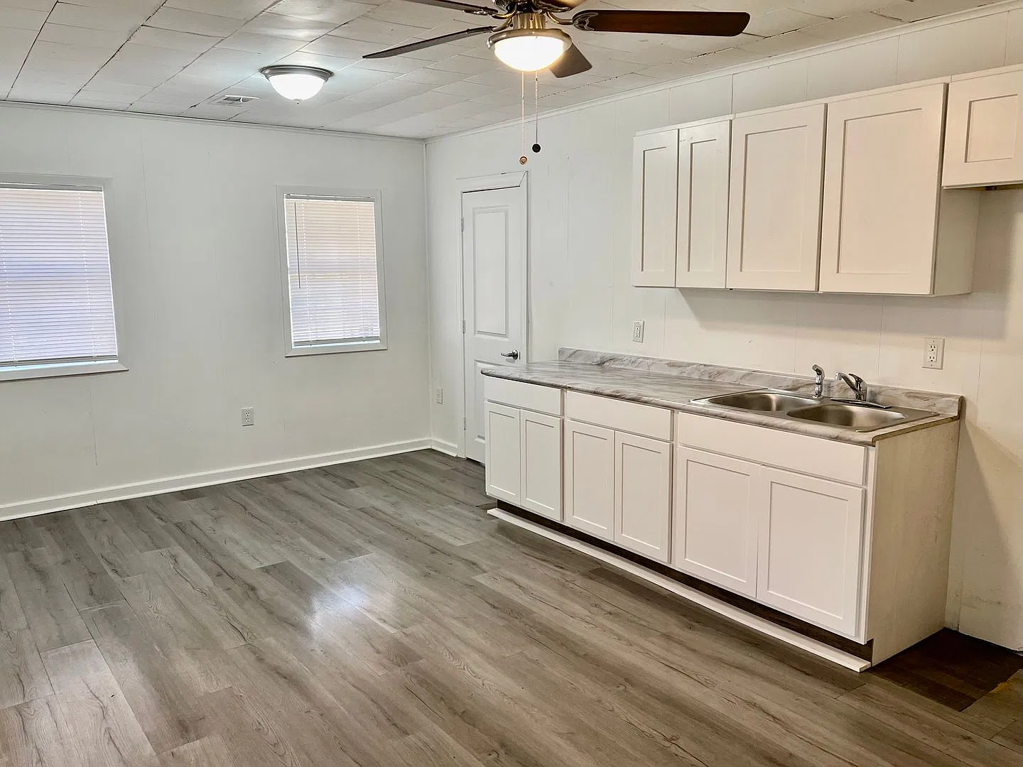 3 Bed, 1.5 Bath Near Downtown Jonesboro, Section 8 Vouchers Accepted — Photo 4