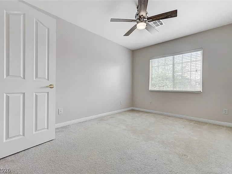 5048 Lower Falls Ct — Photo 48