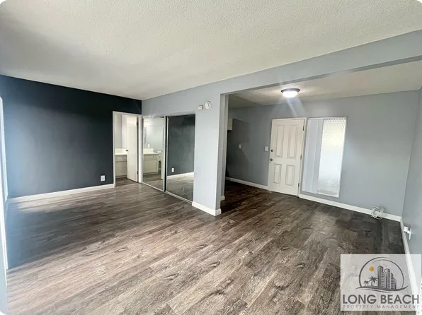 859 W 19th St APT 9, Costa Mesa, CA 92627