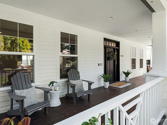 4th image of 1830 56th Avenue NW
