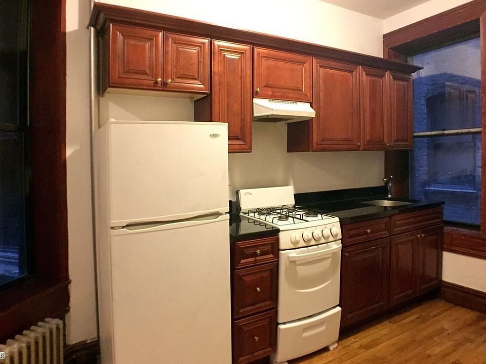 1st image of 2337 1st Ave APT 3FS