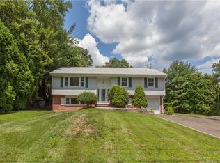 364 Westwood Rd, Stamford, CT 06902