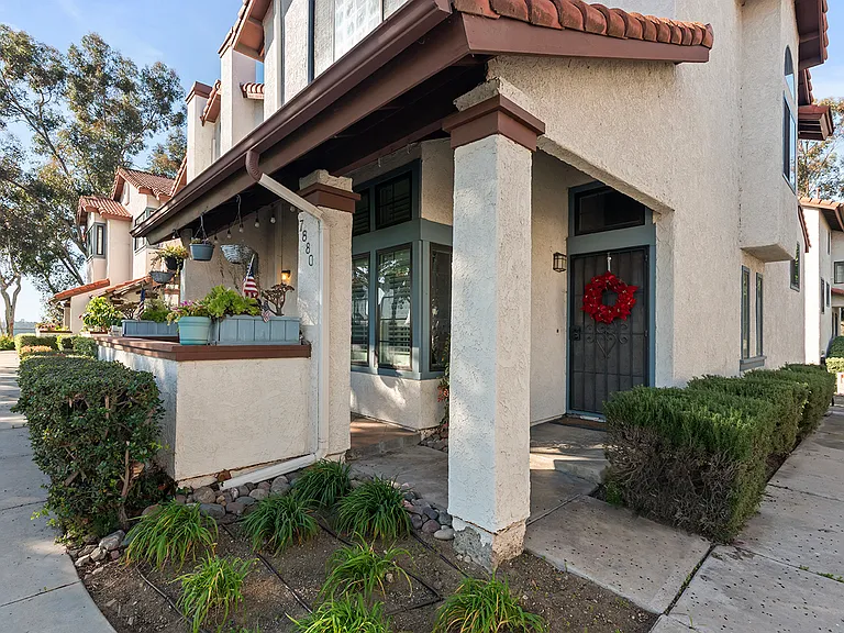 7880 Mission Vista Dr — Photo 33