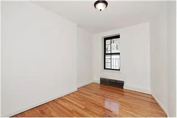 Rented by Level Group | media 3