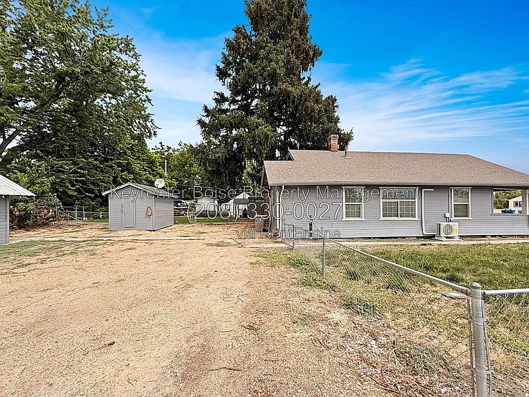 103 N Dewey Ave — Photo 10