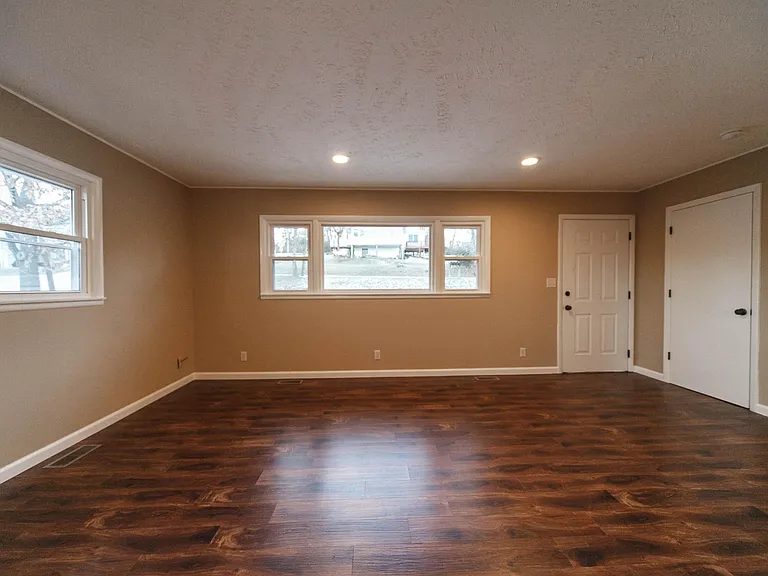 460 California St #4 — Photo 11