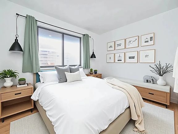 5th image of 312 E 30th St APT 5