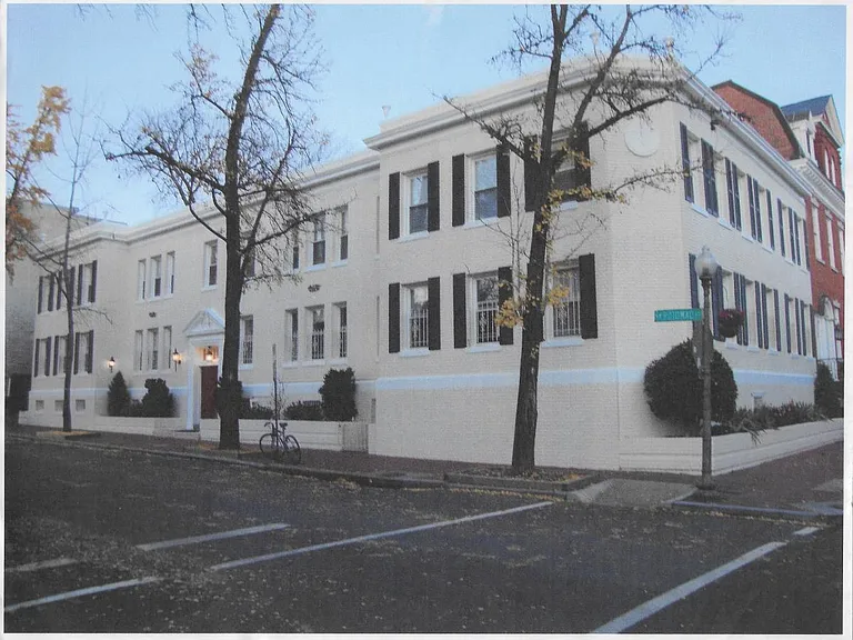 1305 Potomac St NW #102 — Photo 2