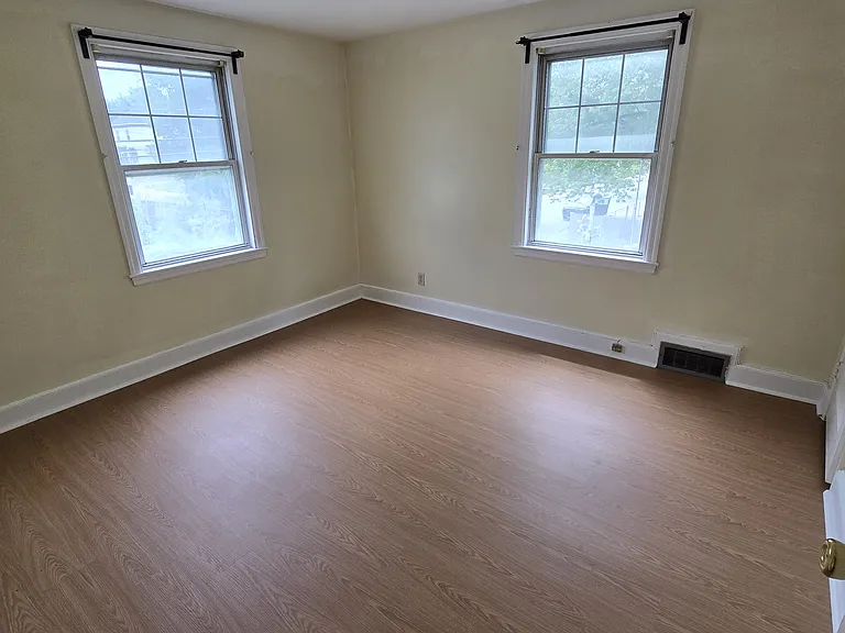 155 Glenwood Ave #2 — Photo 22