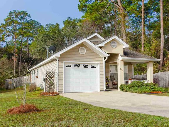 2nd image of 3360 Woodbriar Ln