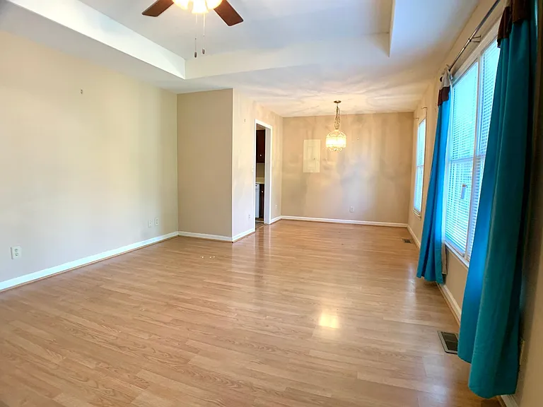 763 Princeton Cir — Photo 4