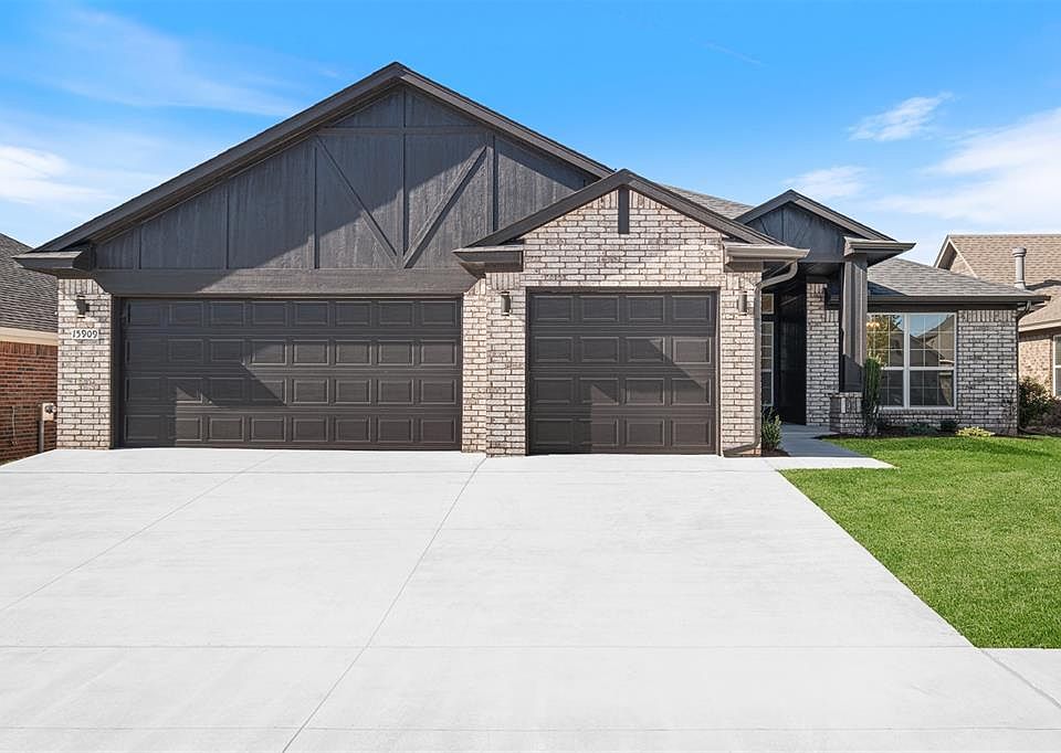 1st image of 15909 Tall Grass Dr