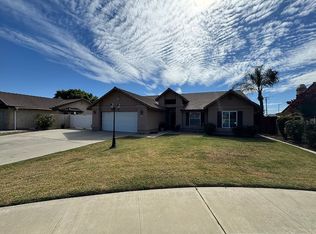 1329 N Simon Ct, Visalia, CA 93292