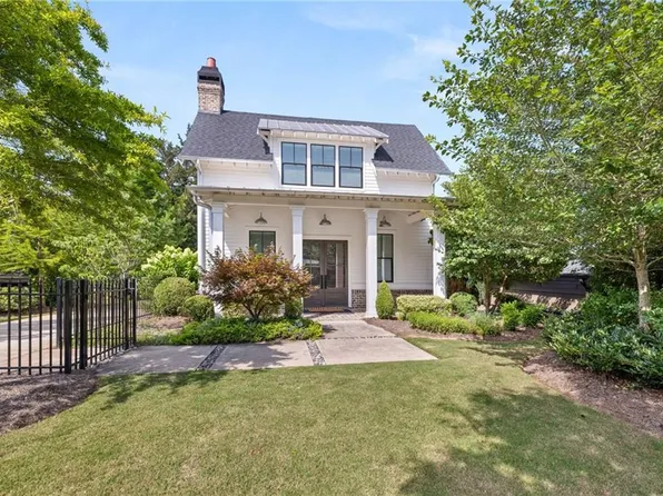 359 S Hill St, Buford, GA 30518