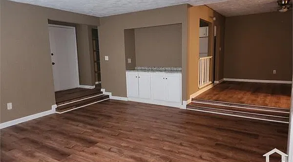 3 bed, 1428 sqft, $1,450 — Photo 4