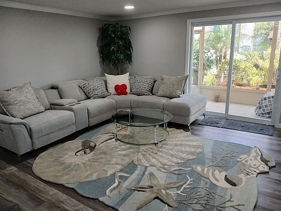 5th image of 2727 75th St W APT 9A7