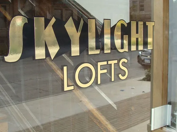 Skylight Lofts - Modern Urban Living!, 209-211 N Federal Ave #209-A, Mason City, IA 50401
