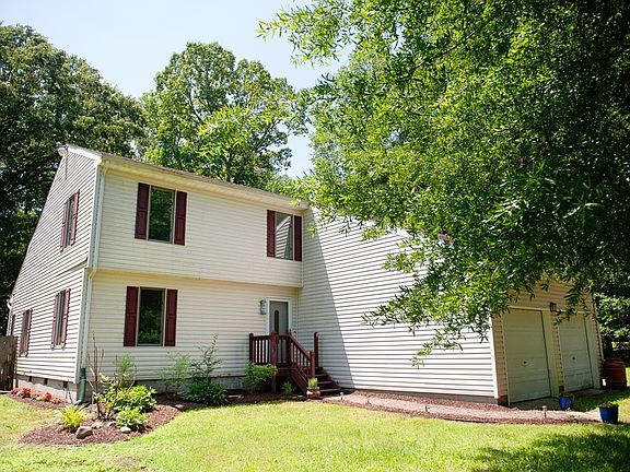 2nd image of 4651 Backwoods Rd