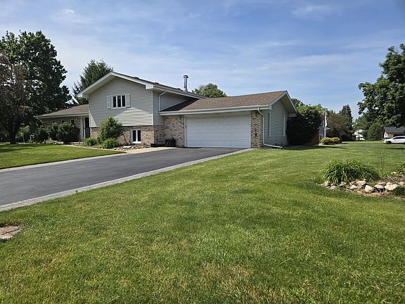 2nd image of 9134 Schafer Dr