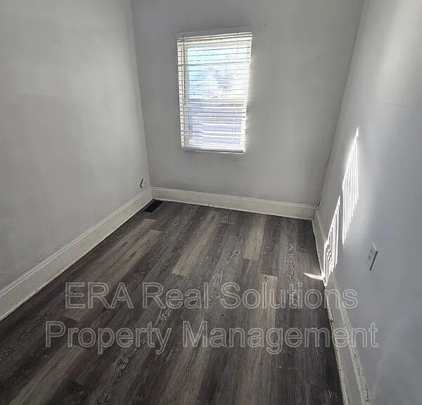 85 N Yale Ave — Photo 14