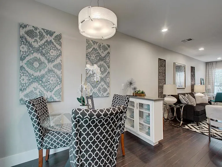 202 S College St #14 — Photo 11