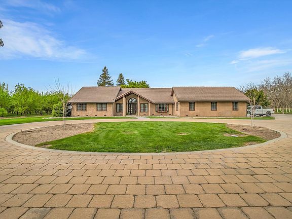 2nd image of 17230 E Franscella Ln