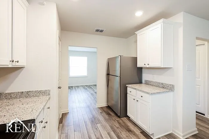 2822 Praline Ferry — Photo 5