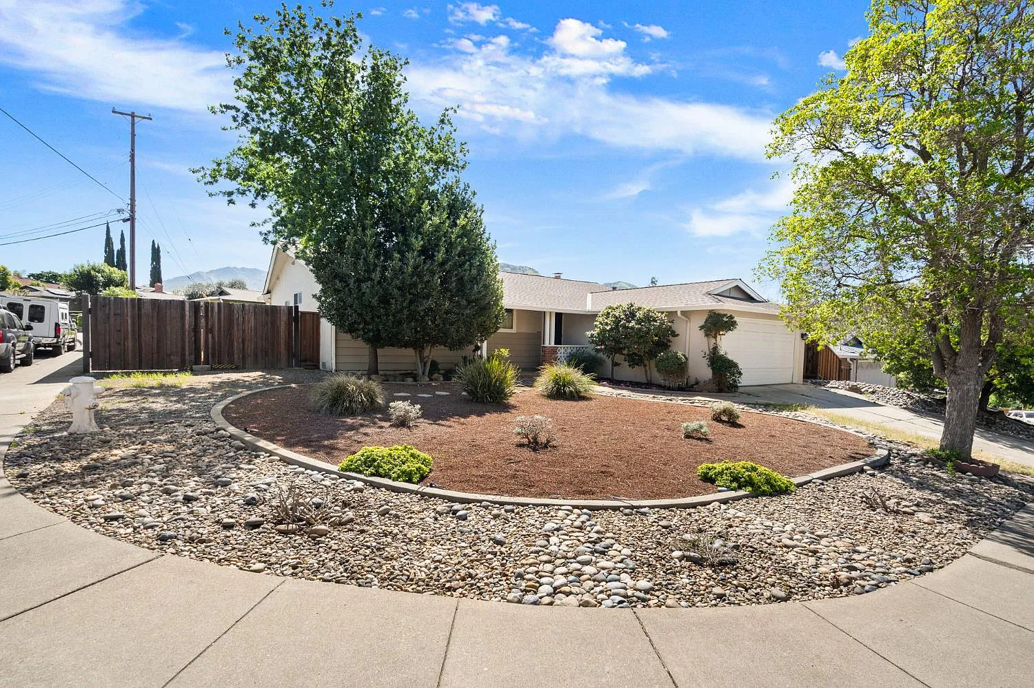 1297 Kansas Cir photo 1