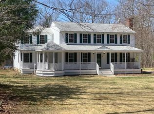 4 Laurel St, Hubbardston, MA 01452