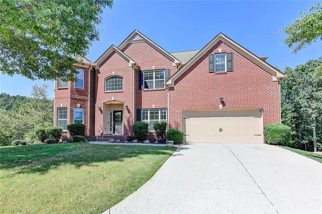 5 bed, 4.0 bath, 3892 sqft, $3,800 — Photo 1