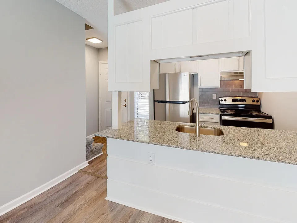Harbor Station Townhomes