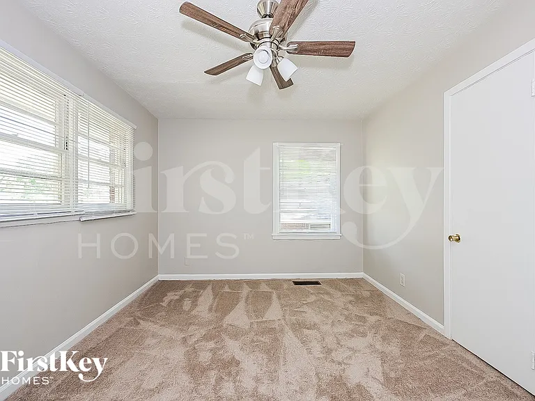 5632 Cypress Dr — Photo 14