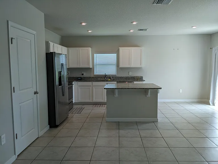 605 Lychee Ln — Photo 27