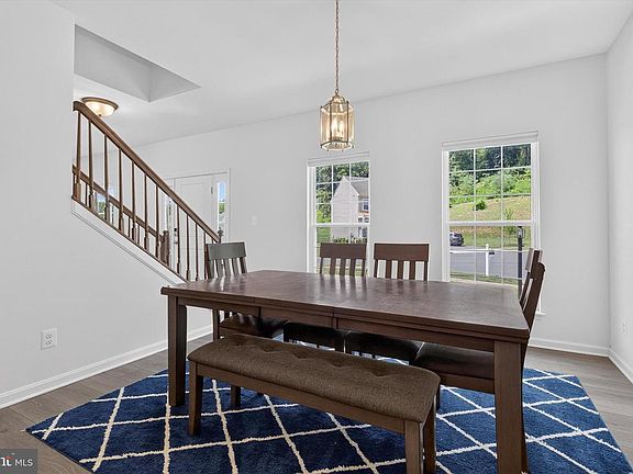 5th image of 7204 Hidden Meadow Ln