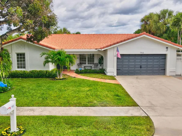 793 Camino Lakes Circle, Boca Raton, FL 33486