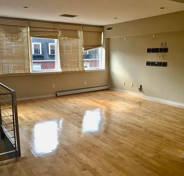35-36 E Concord St #4 — Photo 5