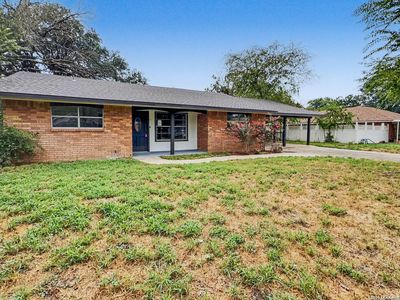 1217 E COMAL ST, Pearsall, TX, 78061