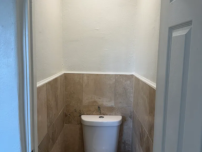 701 W Lewis Ave — Photo 19