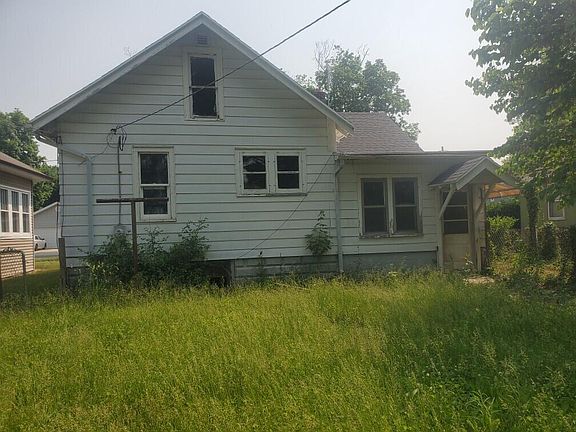 3rd image of 617 N Mechanic St