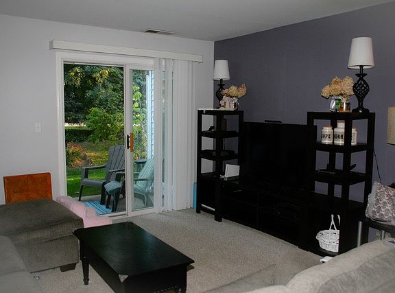 4th image of 1505 Thornfield Ln