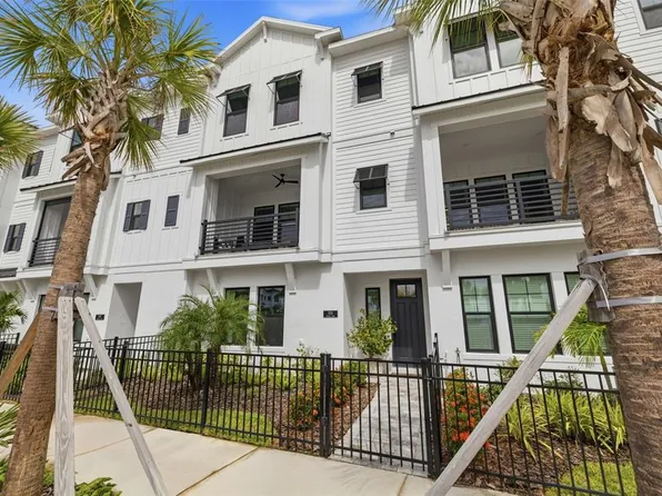 1528 Skysail Ln, Sarasota, FL 34240