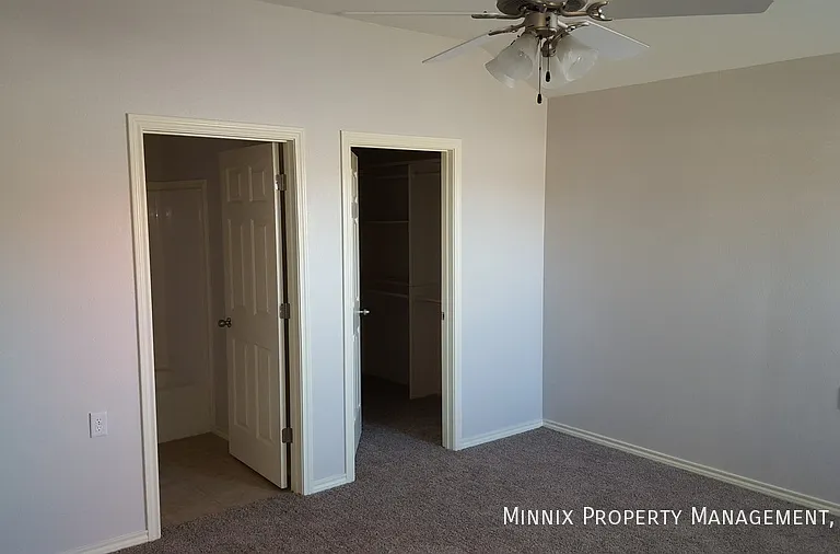 2220 99th St — Photo 32